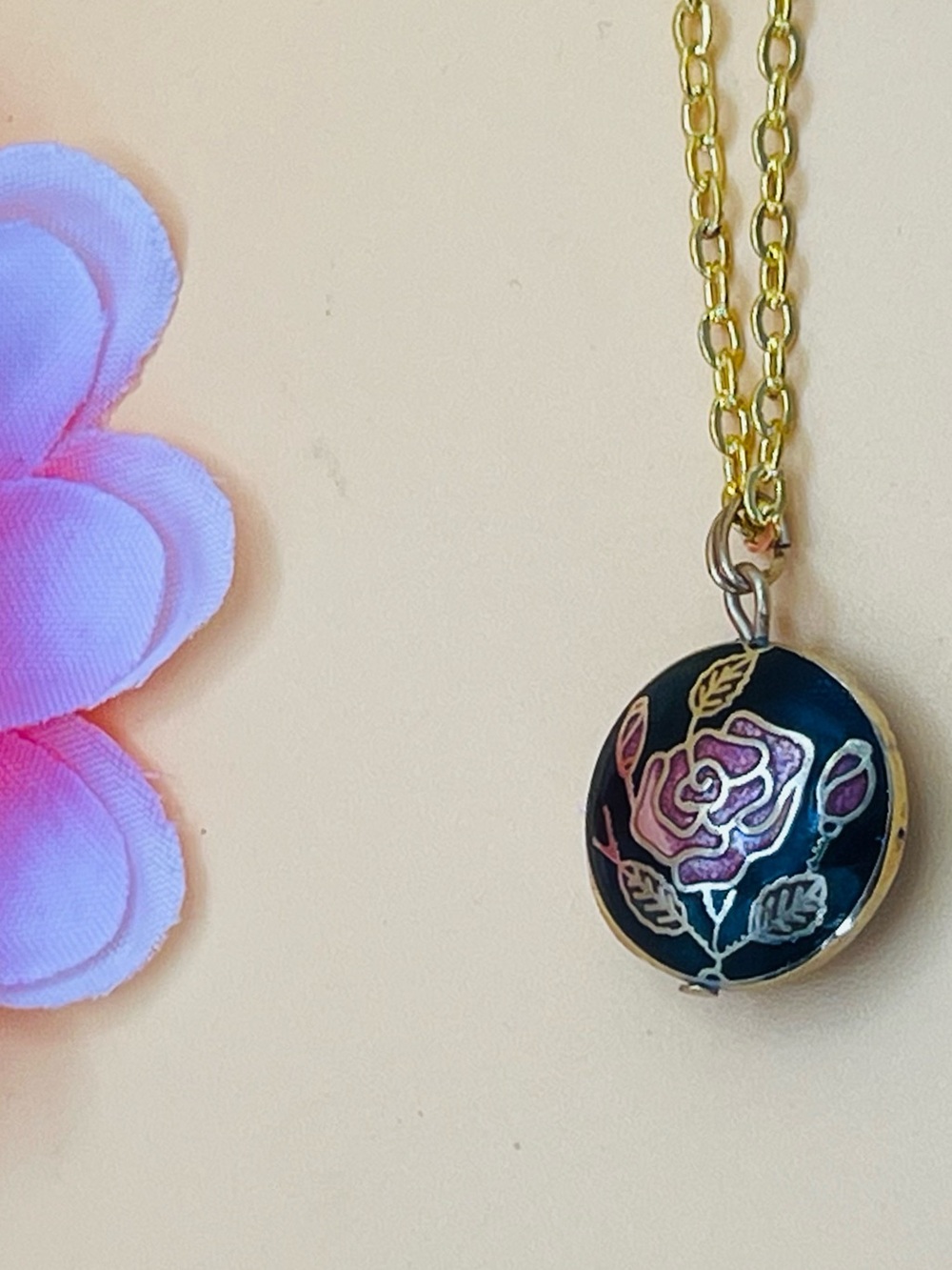 Vintage Black Cloisonne Rose pendant gold tone necklace